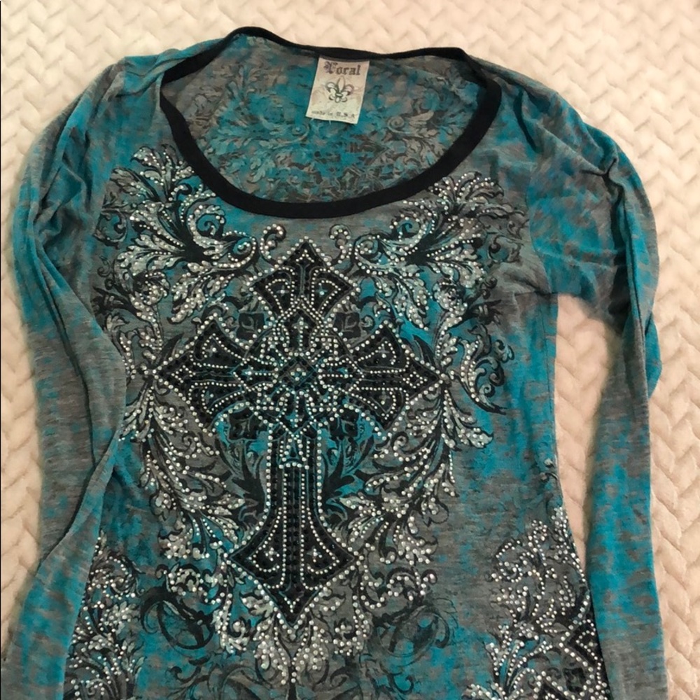Long sleeve shirt